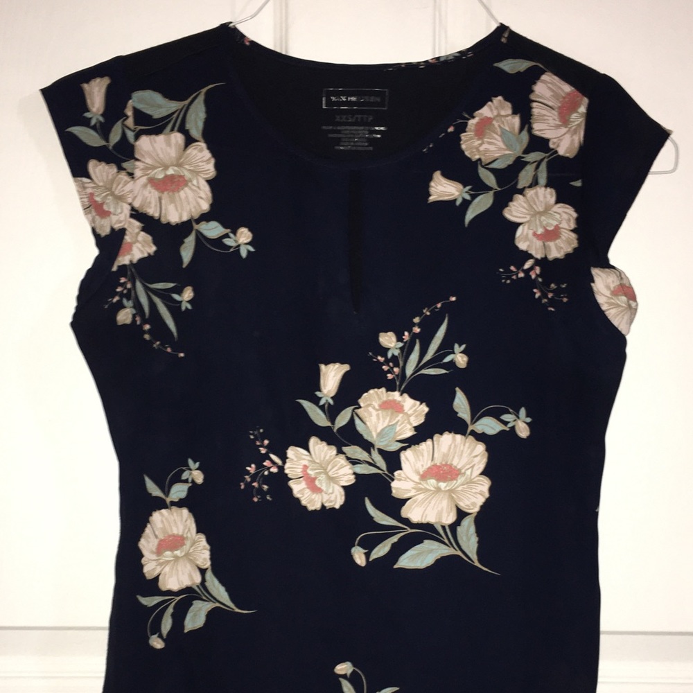 Floral Van Heusen top XXS